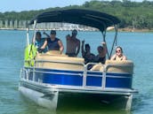 Rent 10 people Lowe Pontoon for Family Fun on Lake Ray Roberts