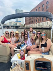 Luxury Pontoon Boat Ride Along the Milwaukee River