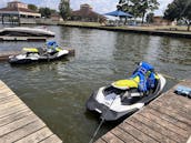 2 Skis for the price of one on Lake Houston, Texas