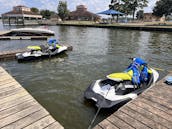 2 Skis for the price of one on Lake Houston, Texas