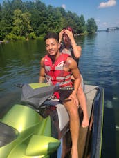 Aluguel de jet ski divertido para a família em Lake Norman, NC