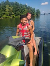 Aluguel de jet ski divertido para a família em Lake Norman, NC