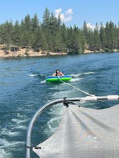 Coeur d'alene capitaneou um cruzeiro no lago e churrasco com pontão de 22 pés em South Bay