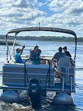 Pontoon Boat, Party/Lounge 11 Passenger!