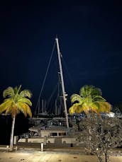 Sailing  Miami and Key Biscayne on board Catamaran Lagoon 450F