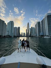 JETSKI GRATUIT | YACHT DE FÊTE DE LUXE DE 48 PIEDS 13 PLACES À MIAMI *PAS DE FRAIS CACHÉS*