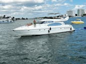 62' Azimut Flybridge | Ofertas especiais: 13 pessoas