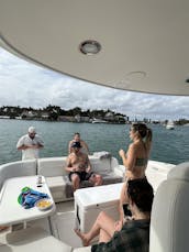 55' Sea Ray ! Yacht à moteur incroyable à Miami, en Floride
