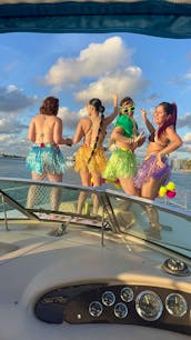 50’ Sea-Ray Sundancer in Miami (Free Hour)