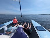 Aventure relaxante en catamaran : plongée avec tuba, voile, dauphins