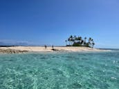 35ft Contender Express Snorkel/Beaching Charter in Nassau, Bahamas