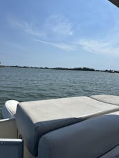 23ft Pontoon Boat with 115 Suzuki Hp engine in Nokomis