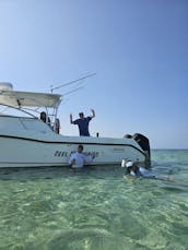 32' Boston Whaler Conquest with large cabin & AC, in lower Florida Keys