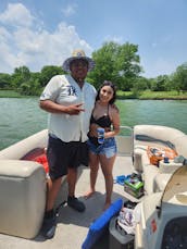 Luxury PONTOON RENTALS!! CHECK OUT THE PHOTOS! BOOK WITH US Little Elm Beach