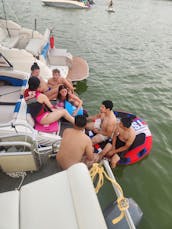 Luxury PONTOON RENTALS!! CHECK OUT THE PHOTOS! BOOK WITH US Little Elm Beach