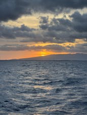 Waikiki Sunset Boat Charters and Custom Day Tours