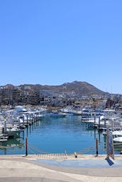 Nice Sea Ray Sundancer 32ft in Cabo San Lucas 