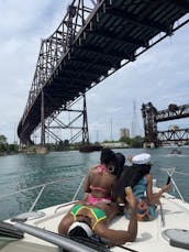 Yachting on Lake Michigan, Chicago