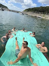 BENTLEY PARTY PONTOON BOAT 25 ft+Captain [Party, Swim, Fish ] Lake Travis