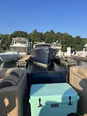 Rent Our Spacious 24'  Harris Tritoon Boat - Captain Optional