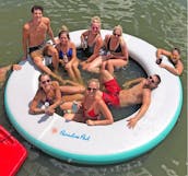 Your VIP Lake Experience: Lake Norman Luxury (Driver Incl. 👨‍✈️)