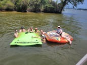 Conroe Lake Play Station | 22ft Voyager Tri Toon Express