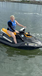 New SeaDoo 3up jet ski available Tampa Bay/Saint Petersburg (2 available)