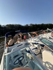 ¡Recorrido en barco por Montreal/Laval para nadar y disfrutar de una fiesta en la playa con vista panorámica!