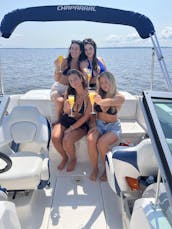 Montreal/Laval Swim and beach party boat tour scenic view!