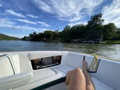 Le magnifique Super Air Nautique G23 est prêt à préparer votre week-end.