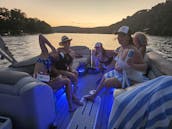 Ponton à deux étages de 28 pieds avec toboggan -Party Cove- Lake Austin 