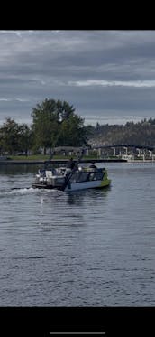 Powerful Sea-Doo Switch 2023 - Perfect for 9 People in Kelowna, BC