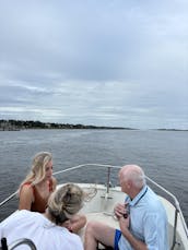 Boston Whaler Dual Console Boat! 200HP Motor. Fun! 