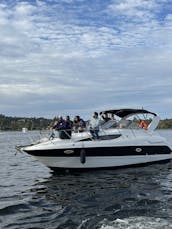 Bayliner de 32 pies: barco perfecto para el verano en Seattle, con capacidad para 10 personas