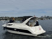 Bayliner de 32 pies: barco perfecto para el verano en Seattle, con capacidad para 10 personas