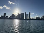 Le bateau de fête en catamaran par excellence | Jusqu'à 49 passagers ! 