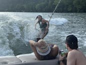 Lake Austin Surf 13 huéspedes 