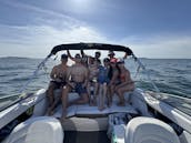 Les journées épiques sur les lacs commencent ici - Bateau chargé de luxe avec glacière, wakeboard, tubes et skis