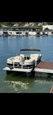 20ft Godfrey Sweetwater Pontoon on Lake Lanier