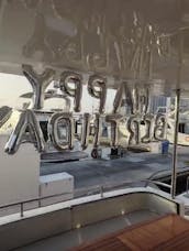 Luxury 85ft Yacht with slide Dubai Marina up to 40 guest Best Offer in Dubai