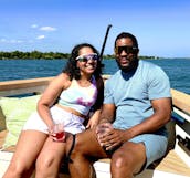 Luxury Electric - 75 Minute Cruise on Belle Isle Breeze