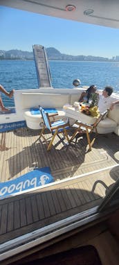 Alquiler de yate Ocean Pro de 50 pies en Río de Janeiro: recorrido privado con capitán