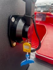 Electric Boat Rentals in San Diego Bay! Day date idea! Dog Friendly experience!