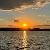 Exclusive Luxury Lake Experience: CHARTER A BOAT = FUN DAY! (Driver Incl.)