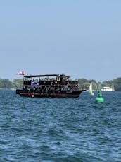 Exclusive Yacht Rentals for VIP Events, Serving 20 to100Guests!