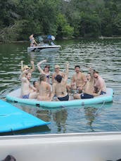 Beautiful Sea Ray 400 on Percy Priest Lake - Nashville TN