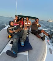 Yate Sea Ray Sun-dancer de 34 pies en Boston en alquiler 