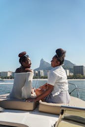 Alquiler de lancha rápida Rubak, Colunna Yachts de 30,5 pies, en Río de Janeiro, Brasil