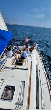 Luxury 47' Sailboat, Beneteau, Marina del Rey - Great for sunset cruises, photo shoots and parties