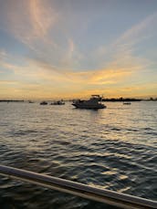 Découvrez le luxe à bord d'un yacht Princess Flybridge de 45 pieds à Sunny Isles